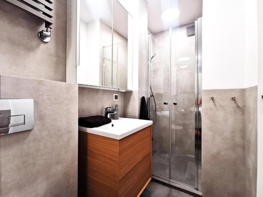 Wroc'Love Haukego Bosaka Check-In 24H Wrocław Eksteriør billede